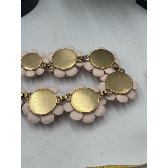 J. Crew Vintage 3 Dimensional Wood Rose Pretty in Pink Floral Collar Necklace - Picture 10 of 15